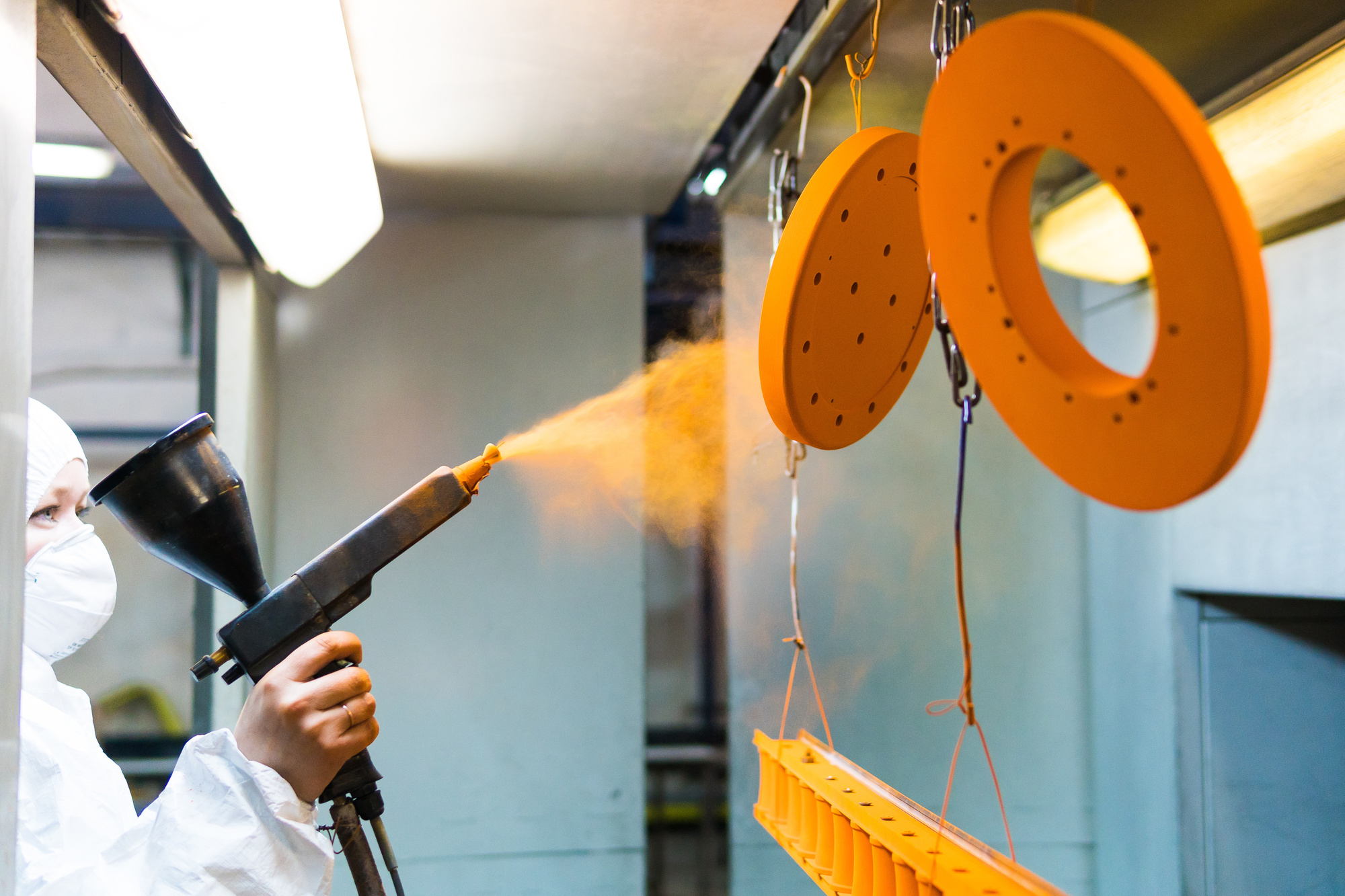 The Benefits of Powder Coating to Your Business